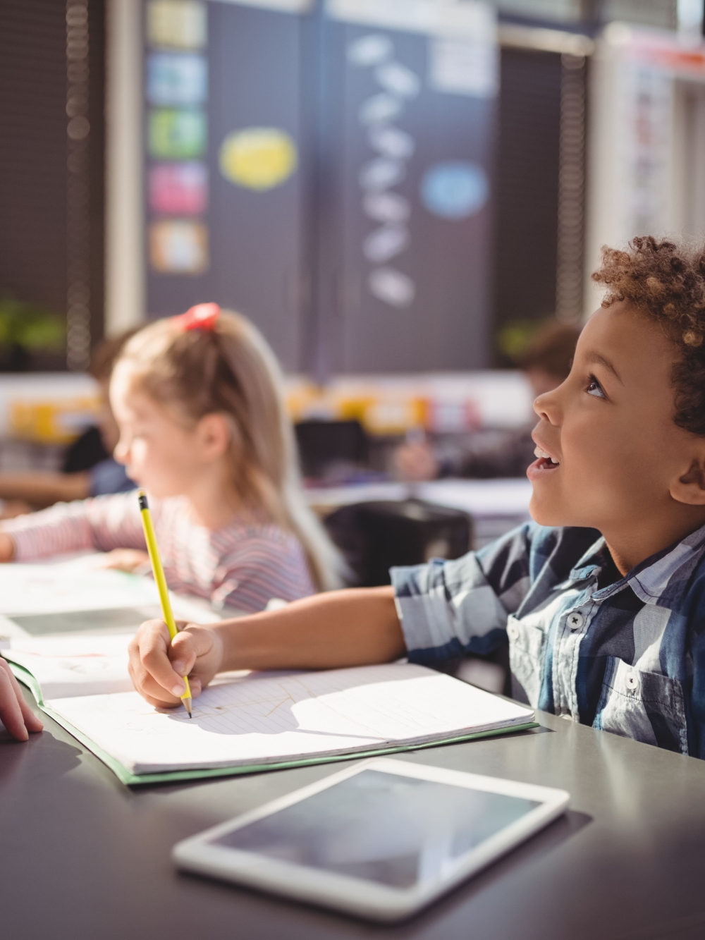 Élèves dans une salle de classe